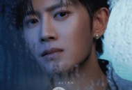 任嘉伦2025年专辑《36·启》[FLAC/MP3-320K]网盘下载