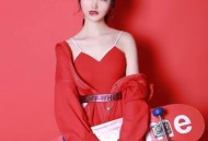 七喜《雨纷飞 （飞在天空里是我的眼泪）》[FLAC/MP3-320K]网盘下载