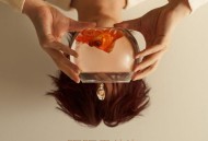 张洢豪《眼眶里的海》[无损FLAC|320K高品质MP3]网盘下载