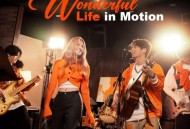 李幸倪《Wonderful Life in Motion》[FLAC/MP3-320K]网盘下载