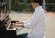 罗力威《悠扬一曲》[FLAC/MP3-320K]网盘下载