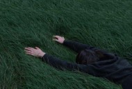 张艺迈《成年人的世界没有眼泪》[FLAC/MP3-320K]网盘下载