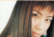 徐怀钰2003年专辑《滚石香港黄金十年：徐怀钰精选》[无损flac|320K高品质MP3]网盘下载